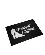 Covor cu mesaj "proaspat casatoriti"