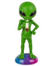 Figurina extraterestru fumator